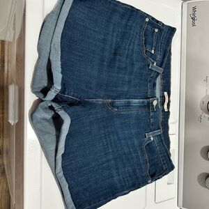 Levi’s Mid Length Denim Shorts - 2 Pairs - 34